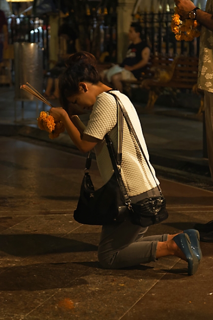 Bangkok la nuit, loy krathong-035